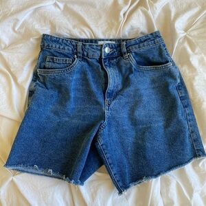 relaxed denim shorts